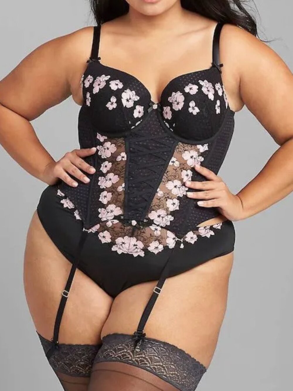 Cacique Embroidered Lightly-Lined Balconette Merrywidow Corset NWT